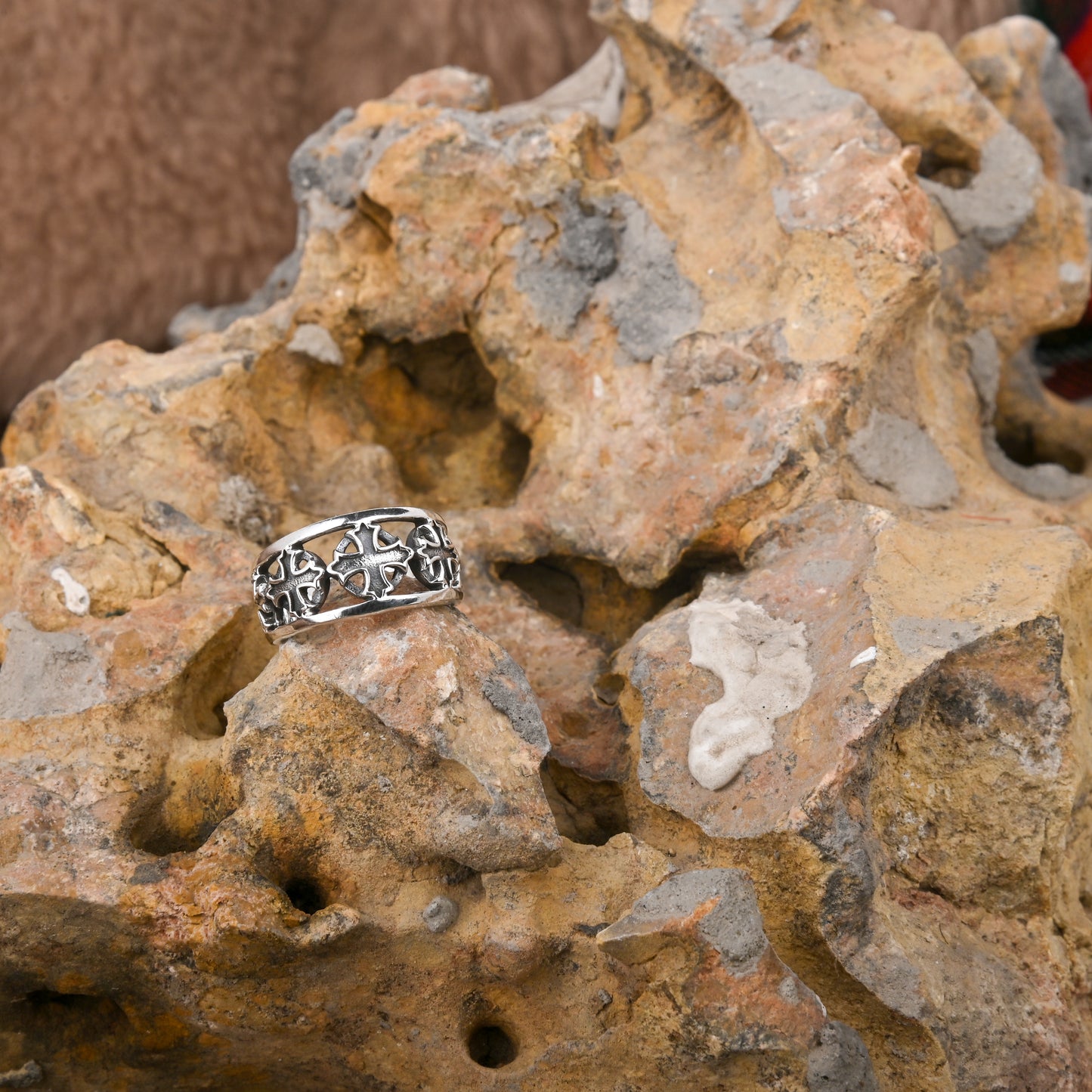 Crosses Ring