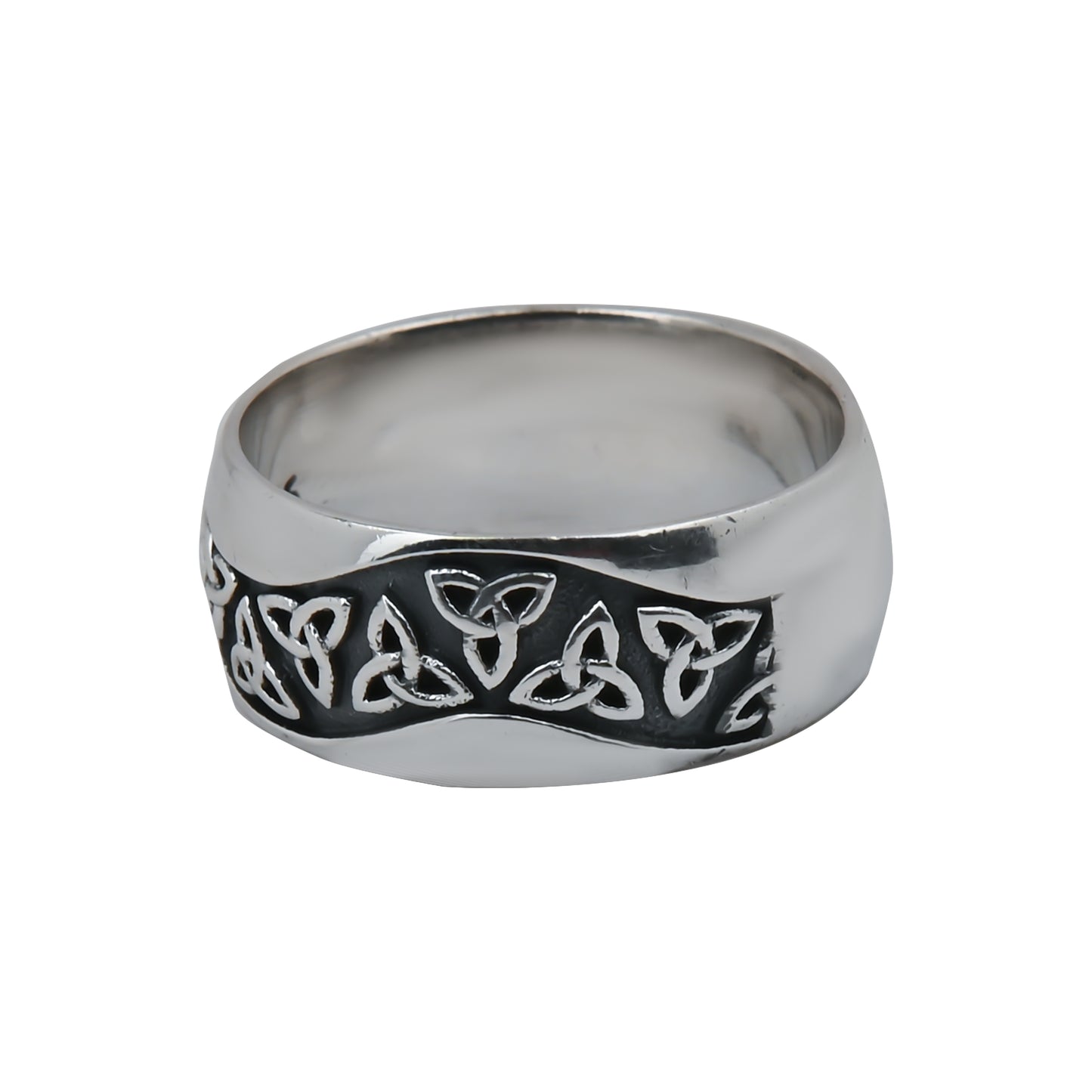 Triskele Ring set in a white background