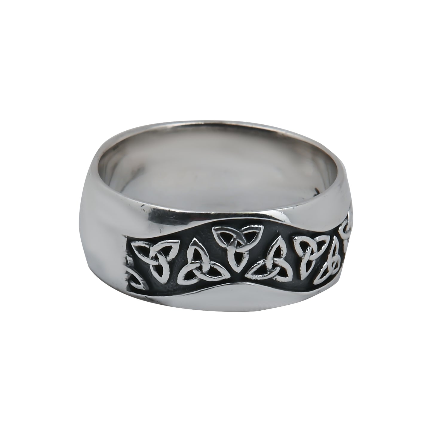 Triskele Ring set in a white background