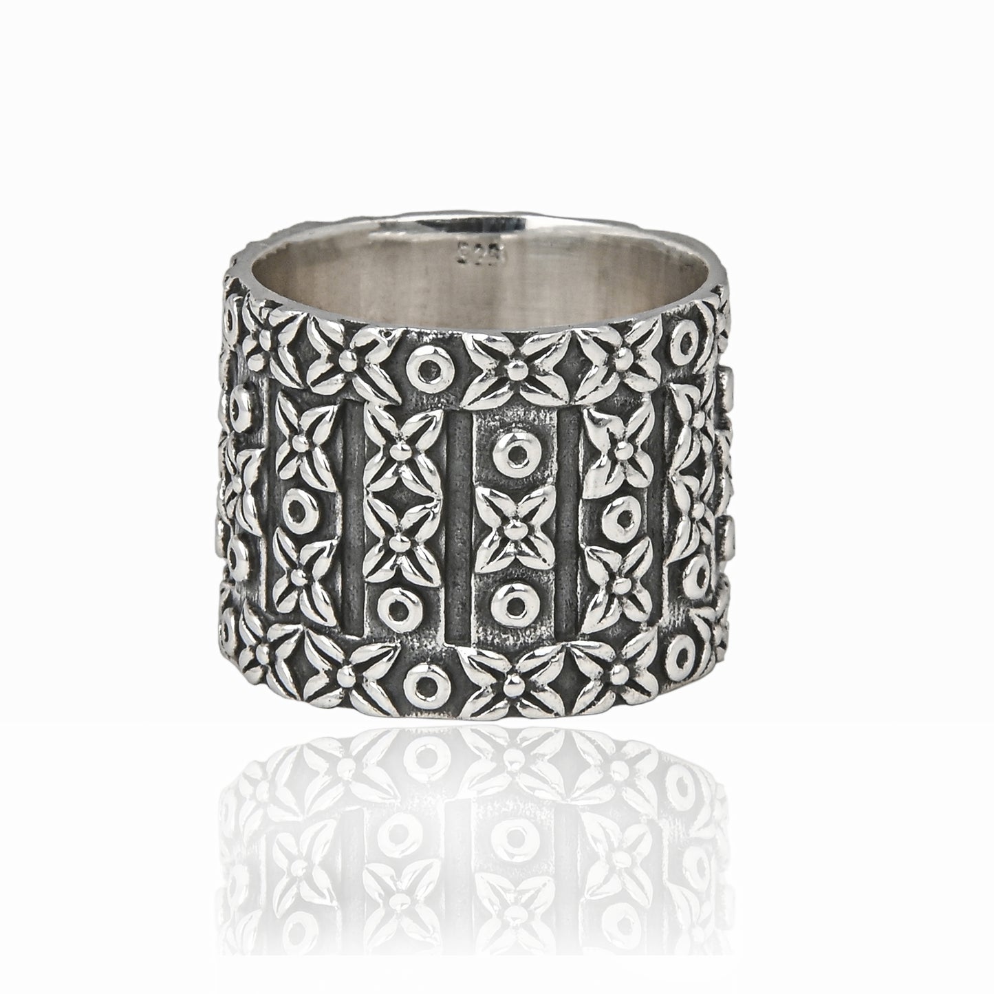 Shuriken Flowers Ring